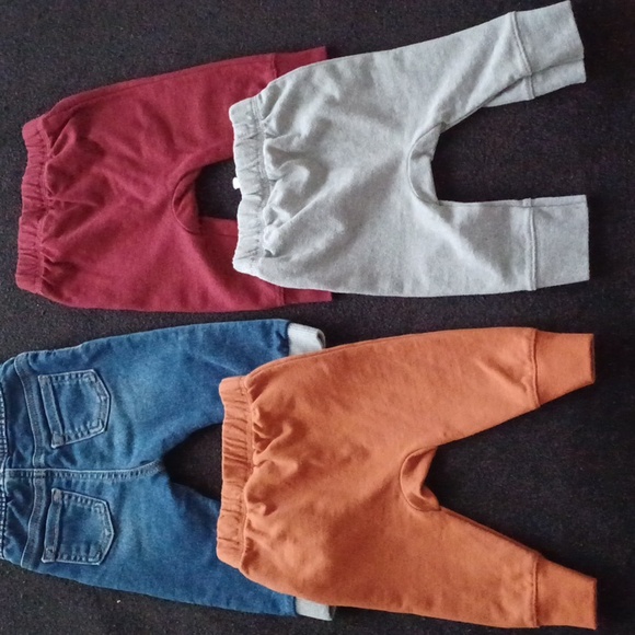 Baby clothes - Picture 2 of 2